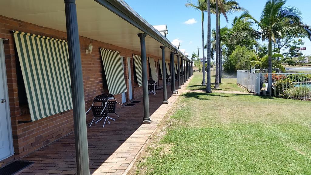 True Blue Motor Inn Rockhampton Buitenkant foto