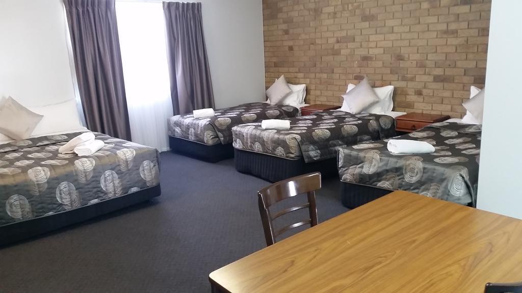 True Blue Motor Inn Rockhampton Kamer foto