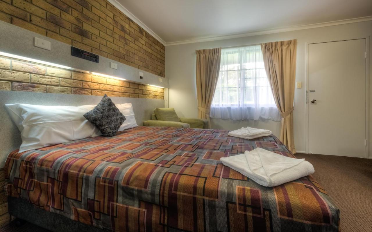 True Blue Motor Inn Rockhampton Buitenkant foto